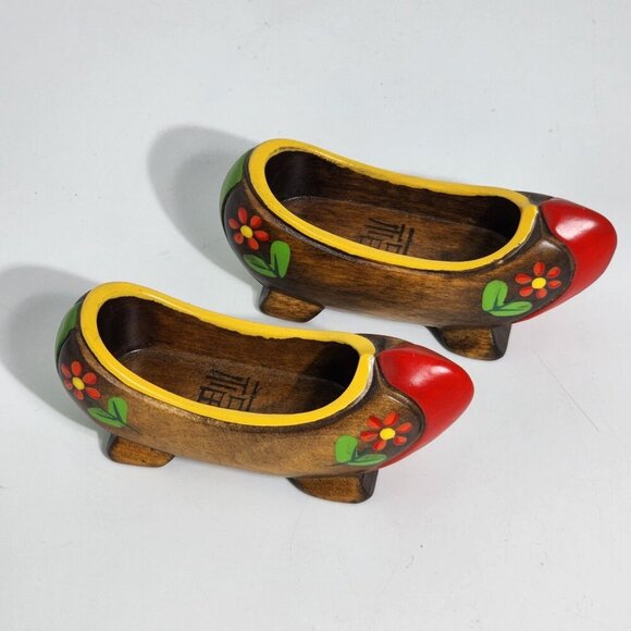 Miniature Hand Painted Vintage Wooden Clogs With Floral Design Red Tips Pair - Picture 2 of 12
